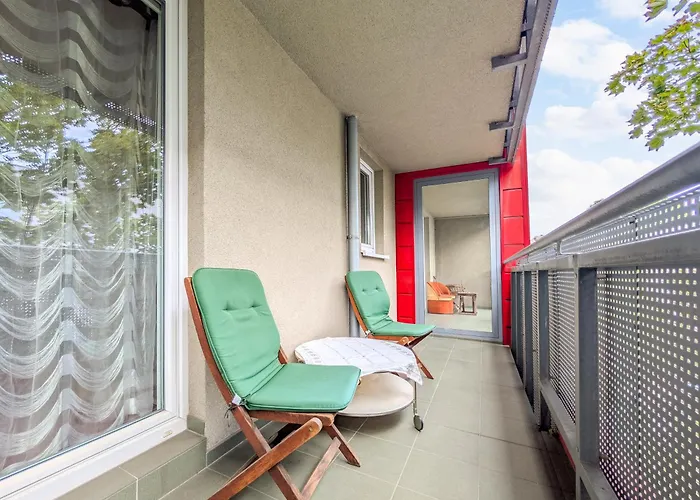 Pochyła Haven By Bookinghost